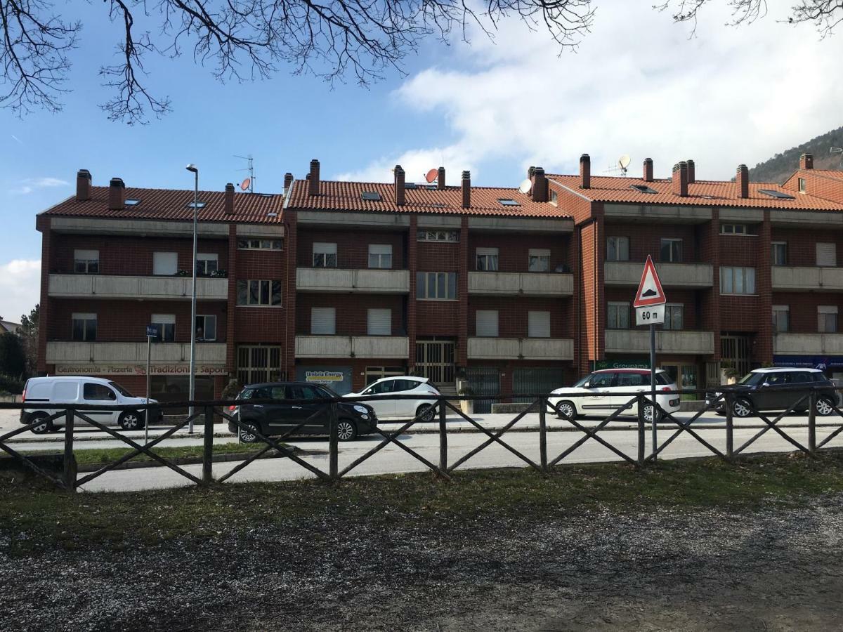 Apartmán Happy House Gubbio Exteriér fotografie